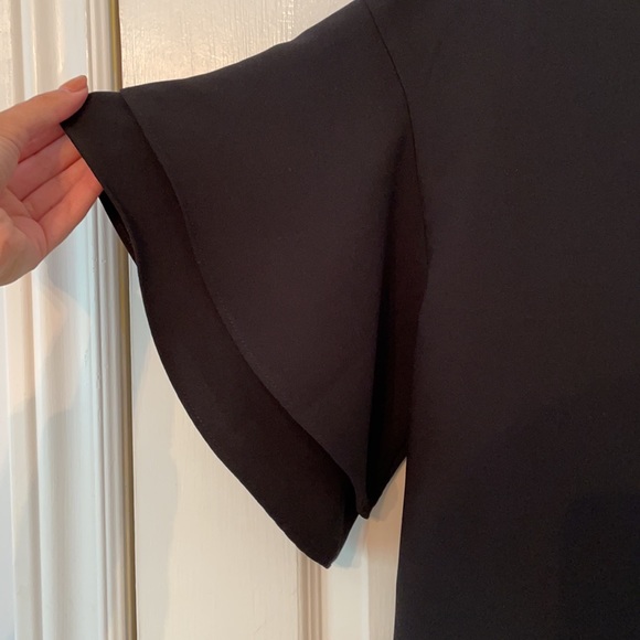 H&M Top with ruffle short sleeves - Picture 2 of 4